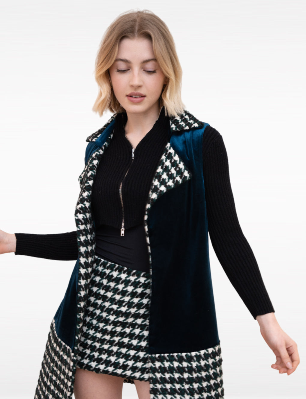 Notched Lapel Houndstooth Tweed and Velvet Spliced Wool-blend Vest Coat