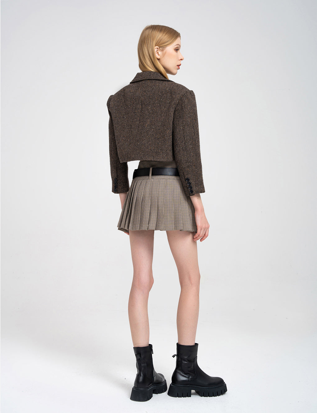 Notched Lapel Cropped Stippled Chevron Jacket