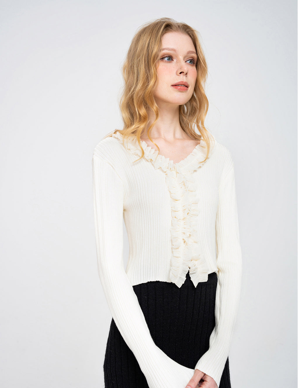 V-neck Lace-trimmed Knitted Cardigan