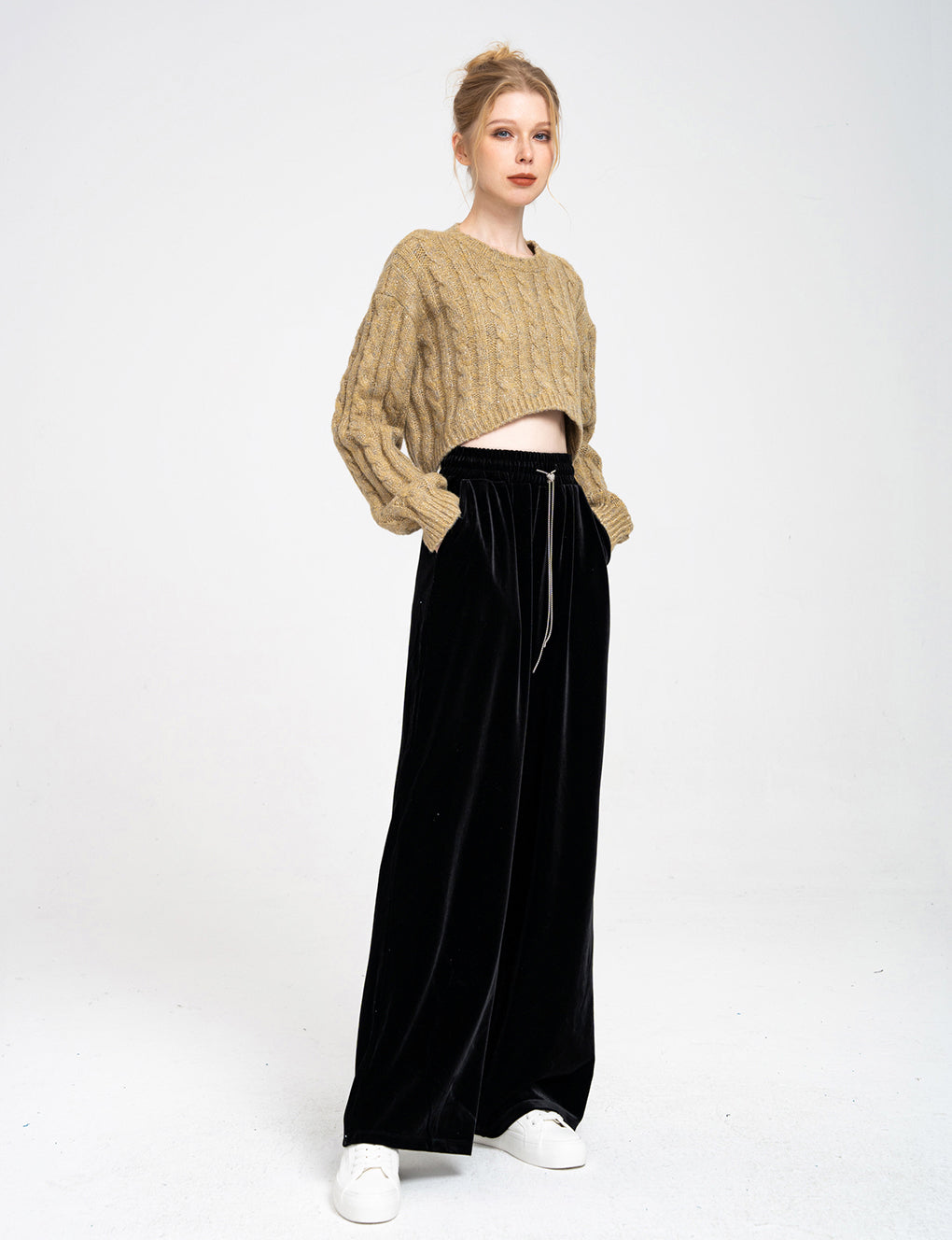 Cropped Rear High-split Cable-knit Sweater