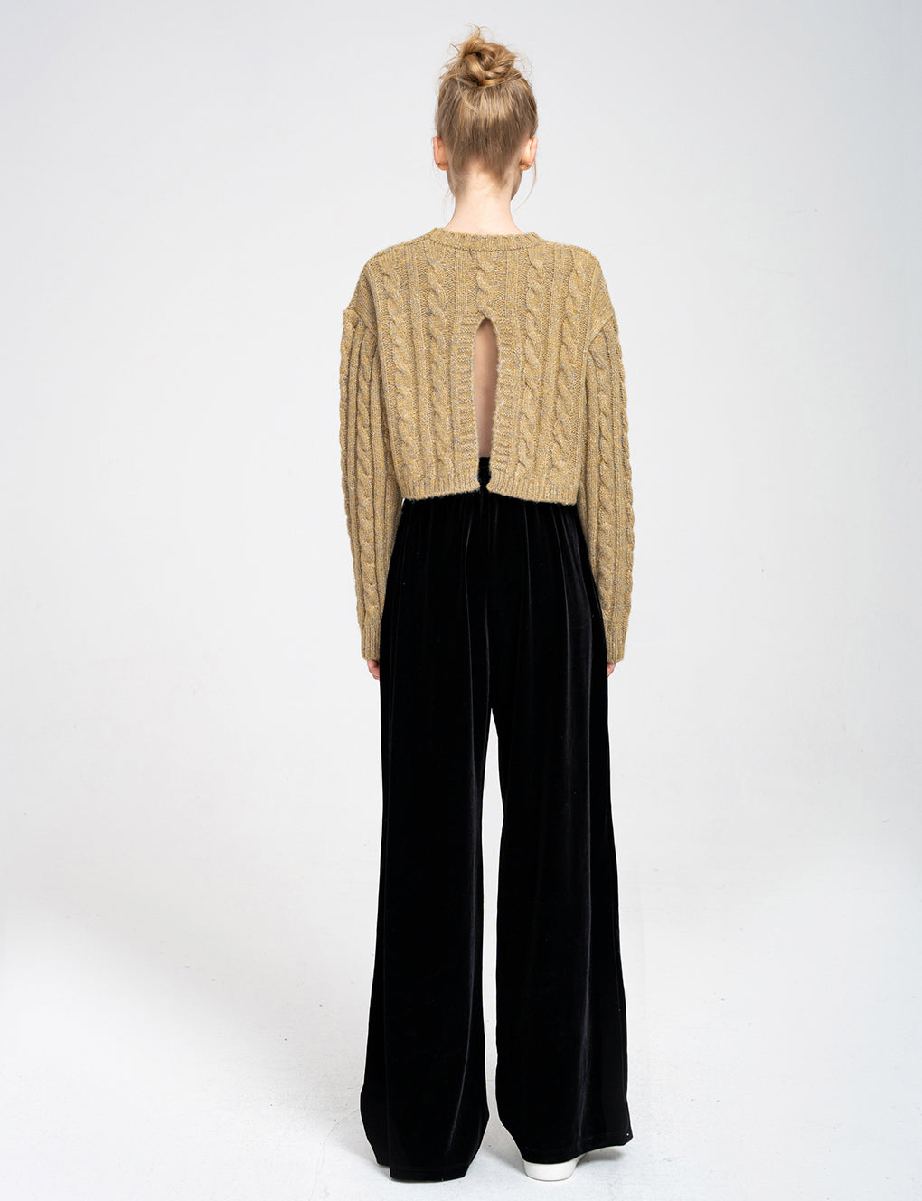 Cropped Rear High-split Cable-knit Sweater